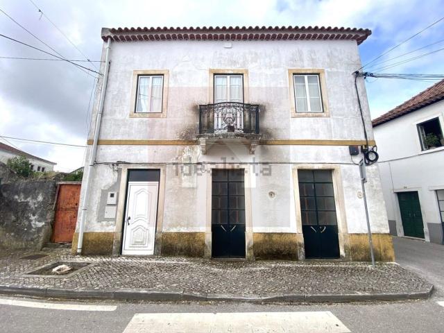 Casa venda em Alcanena, Santarém