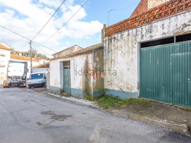 Casa venda em Alcanena, Santarém