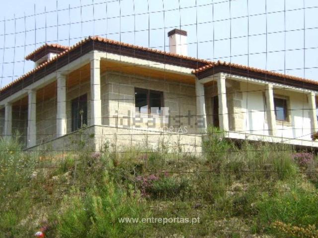 Casa venda em Marco De Canaveses, Porto