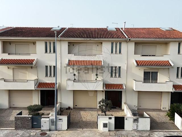 Casa venda em Felgueiras, Porto