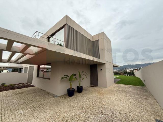 Casa venda em Felgueiras, Porto