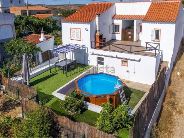 Casa venda em Martim Longo, Faro