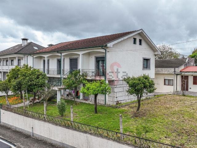 Casa venda em Medelo, Fafe