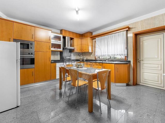 Casa venda em Guimarães, Braga