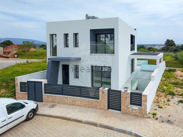 Casa venda em Cortaventos, Portimão