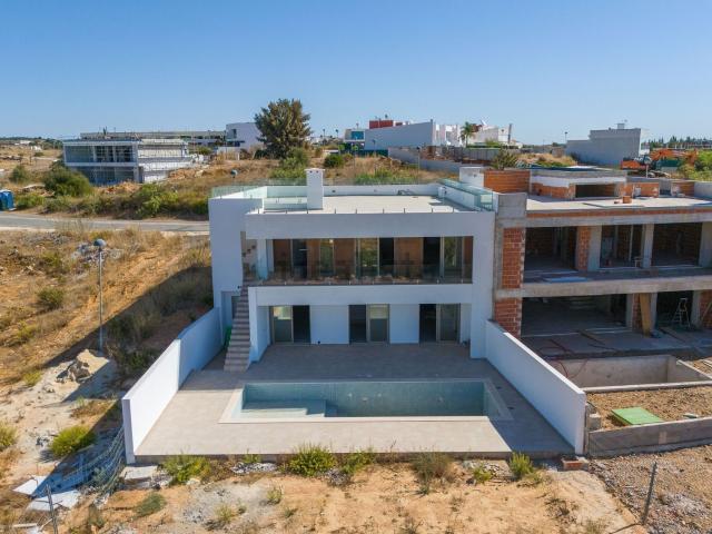 Casa venda em Fontaínhas, Portimão