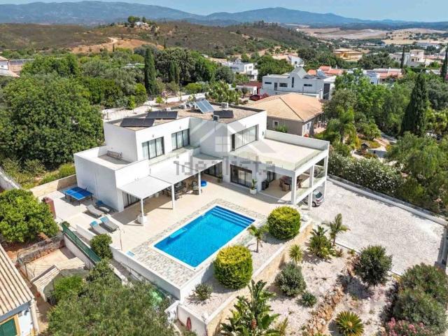 Casa venda em Monte Canelas, Portimão
