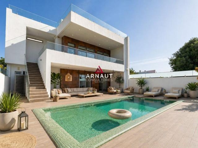 Casa venda em Esteveira, Portimão