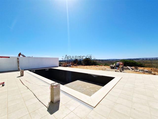 Casa venda em Esteveira, Portimão