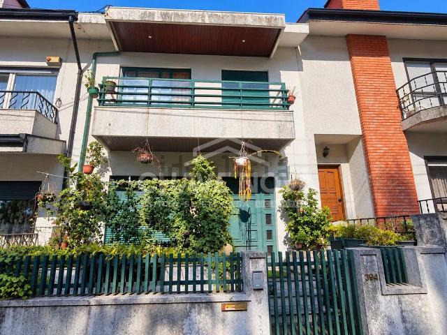 Casa venda em Agra, Milheirós