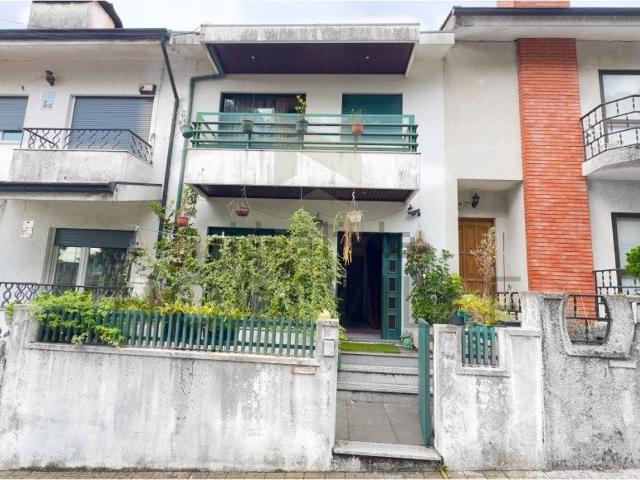 Casa venda em Milheirós, Porto