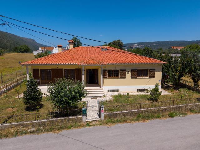 Casa venda em Alcanena, Santarém