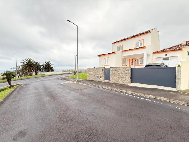 Casa venda em Açores, Nordeste