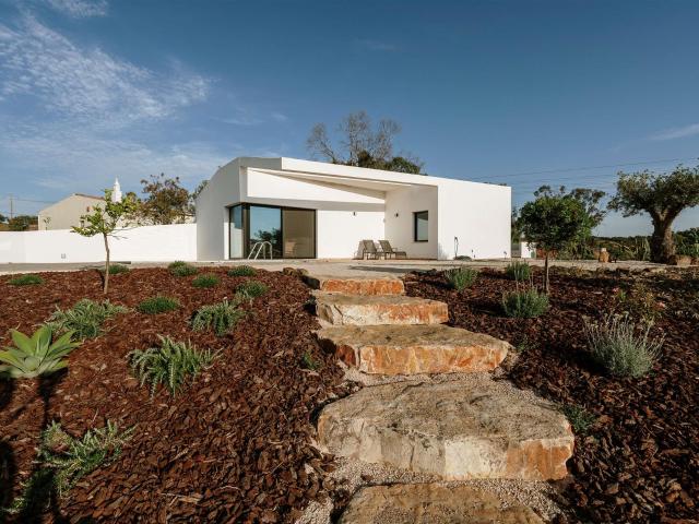 Vivenda venda em Santa Catarina da Fonte do Bispo, Tavira