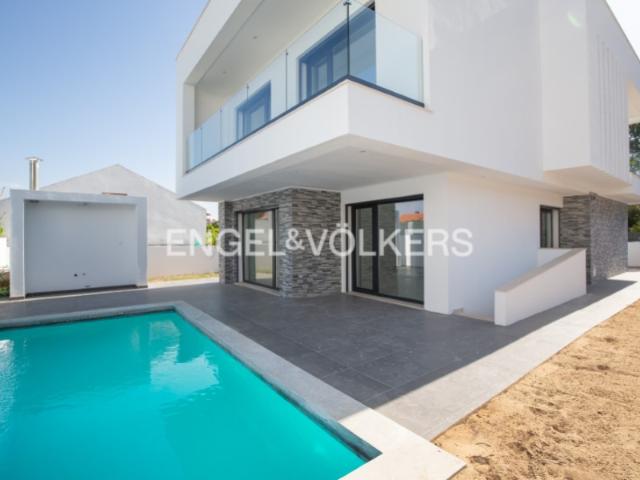 Casa venda em Quinta do Gil, Almada