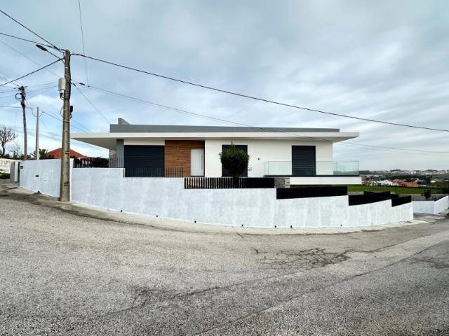 Casa venda em Casal Cochim, Torres Vedras