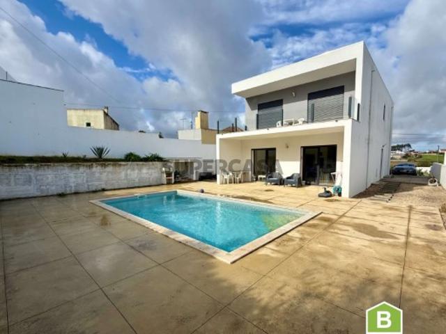 Casa venda em Valado de Santa Quitéria, Alcobaça