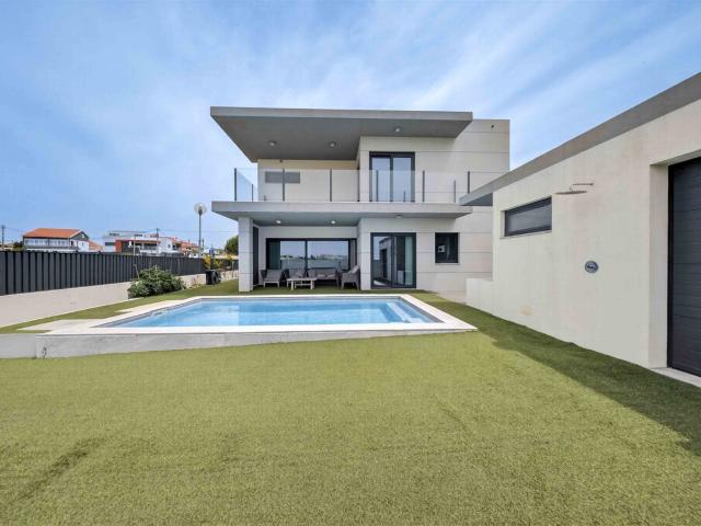 Vivenda venda em Núcleo Urbano Histórico do Porto Salvo, Oeiras