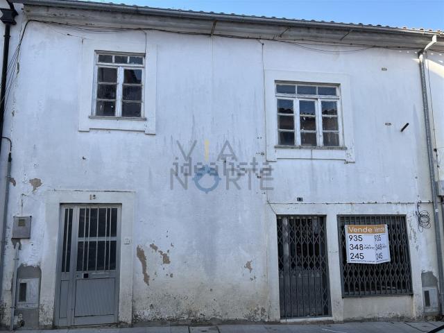 Casa venda em Mogadouro, Bragança