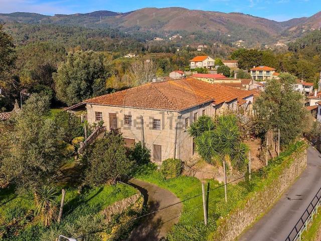 Casa venda em Pesqueiras, Covas