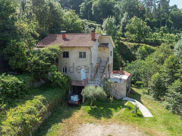 Casa venda em Pesqueiras, Covas