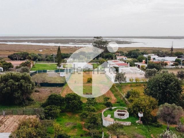 Casa venda em Quatrim do Sul, Olhão