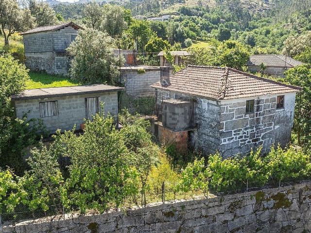 Casa venda em Duquezas, Póvoa De Lanhoso