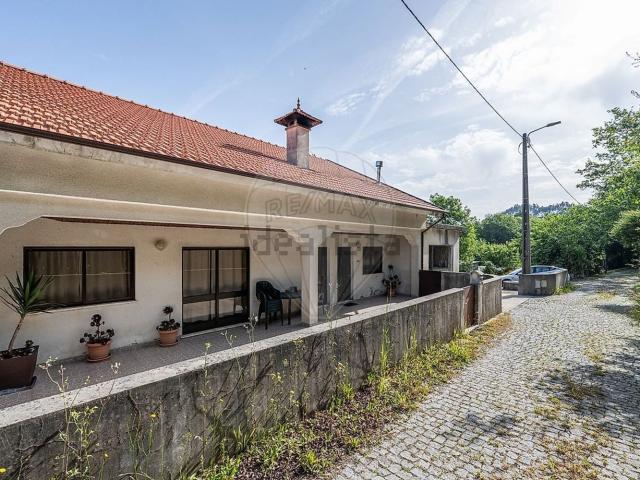 Casa venda em Santo Tirso, Porto