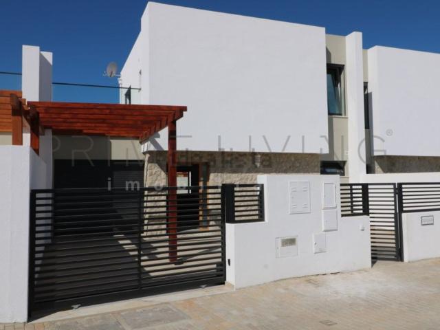 Moradia venda em Monte Gordo