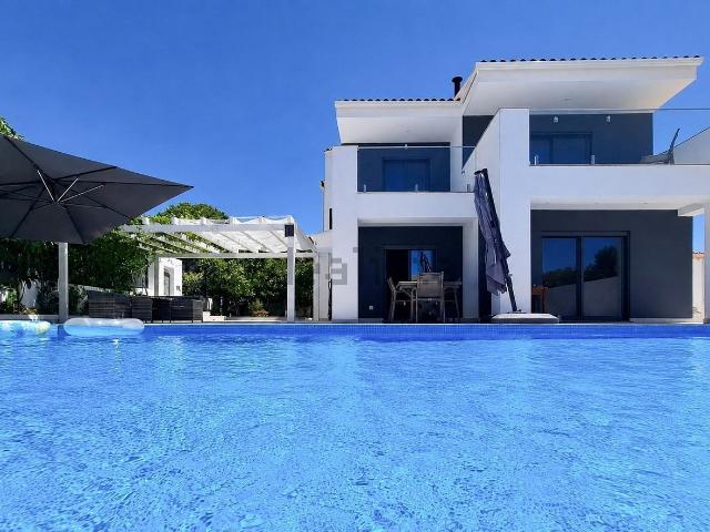 Casa venda em Albufeira e Olhos de Água, Albufeira