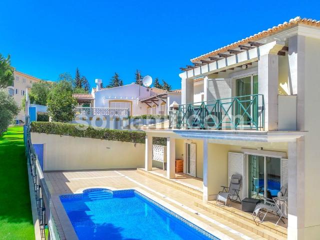 Casa venda em Albufeira e Olhos de Água, Albufeira
