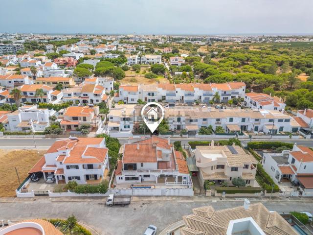 Casa venda em Alto do Calhau, Faro