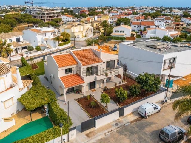 Casa venda em Alto do Calhau, Faro