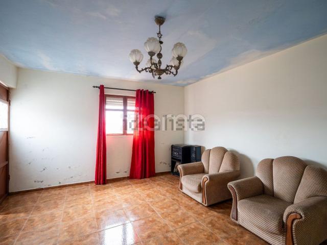 Casa venda em Moreira do Rei e Várzea Cova, Fafe