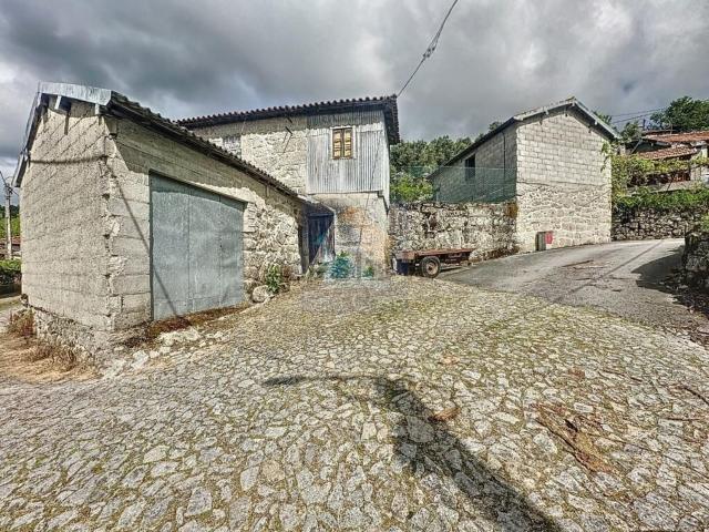 Casa venda em Teirostelo, Fafe