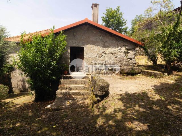Casa venda em Parada Do Bouro, Braga