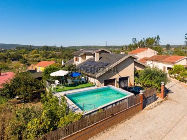 Casa venda em Figueiró Dos Vinhos, Leiria