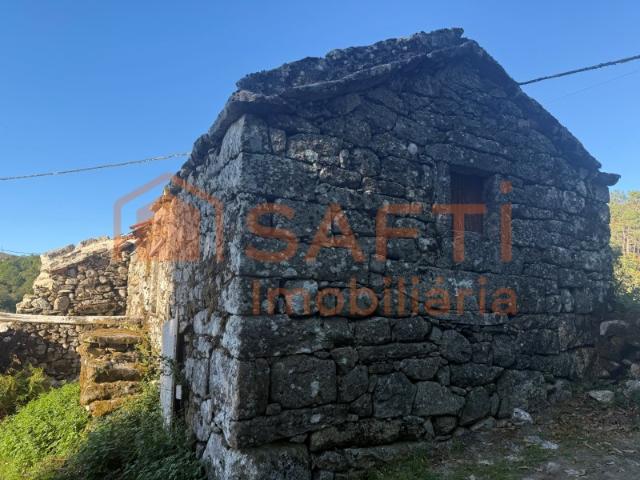 Casa venda em Ferrão, Melgaço