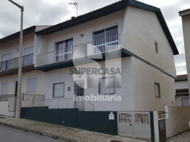 Casa venda em Marinha Grande, Leiria