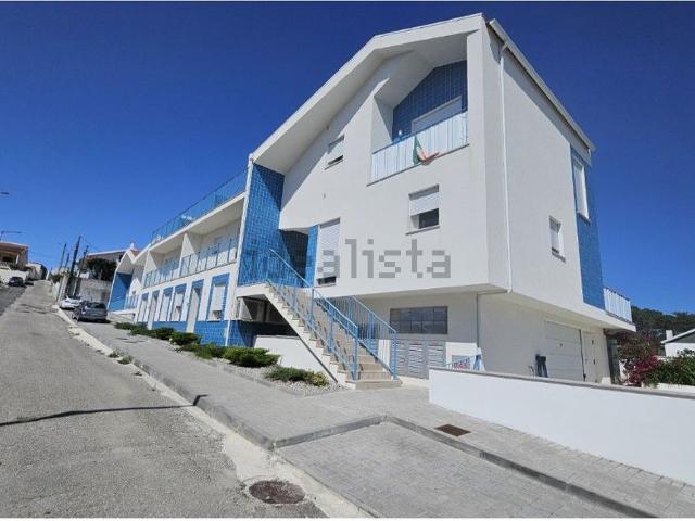 Casa venda em Pederneira, Leiria