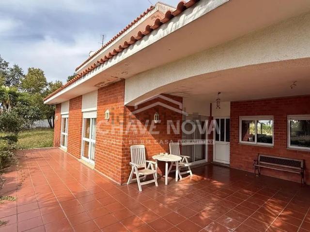 Casa venda em Nogueira da Regedoura, Santa Maria da Feira