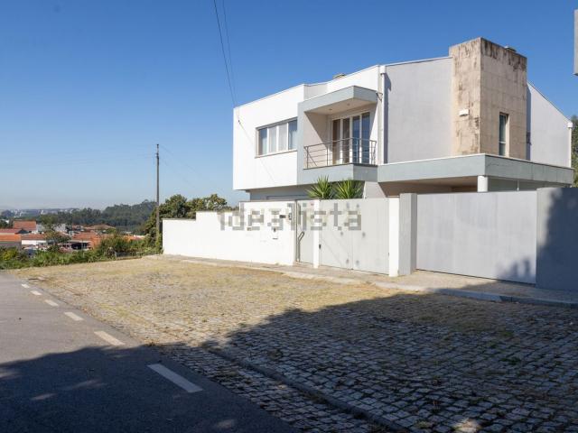 Casa venda em Cavadinha, Nogueira e Silva Escura