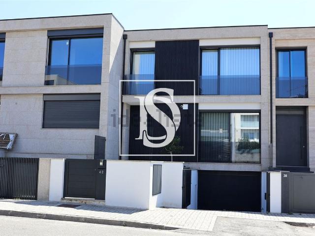 Casa venda em Nogueira, Fraião e Lamaçães, Braga