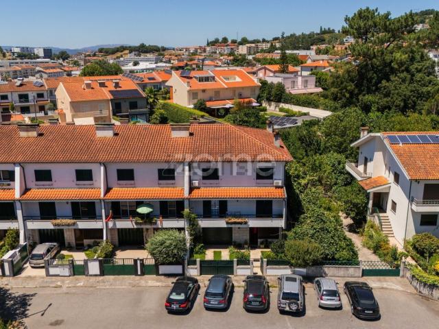 Casa venda em Agrelo, Braga