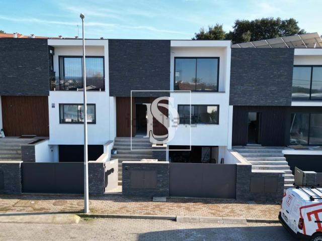 Casa venda em Agrelo, Braga