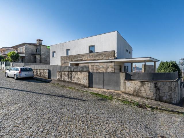 Casa venda em Agrelo, Braga