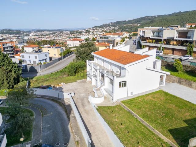 Casa venda em Agrelo, Braga