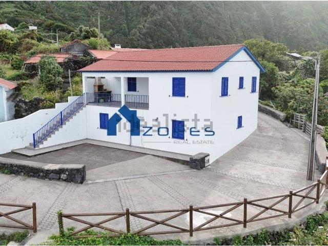 Casa venda em Açores, Velas