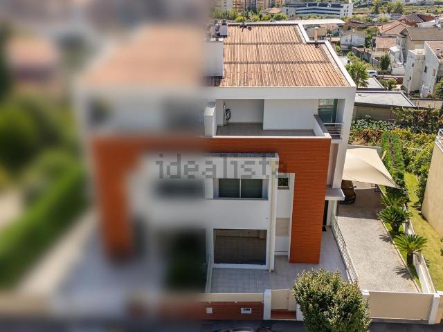 Casa venda em Póvoa De Lanhoso, Braga