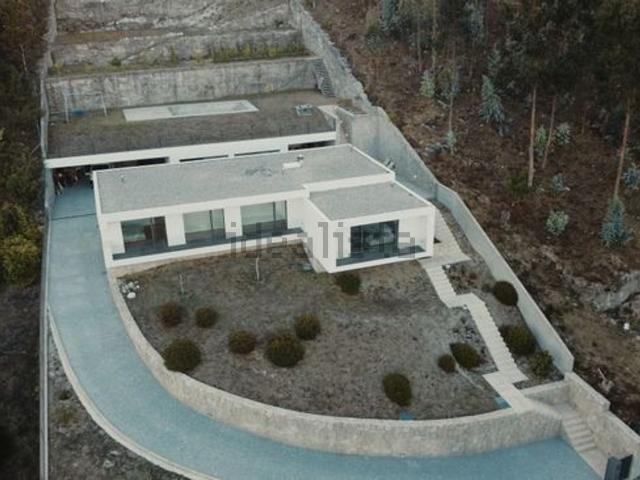 Casa venda em Póvoa De Lanhoso, Braga